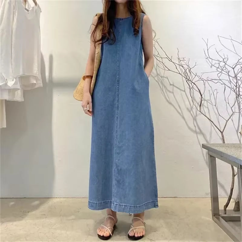 2025 Women'S Summer Sleeveless Jeans Dress Simple Style Solid Elegant Dress Robe Female Pocket Design Commuter Gown Dress 5XL